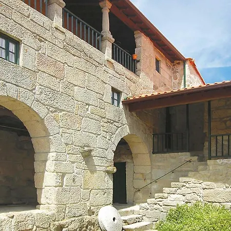 Sleeps 7 Wifi Villa